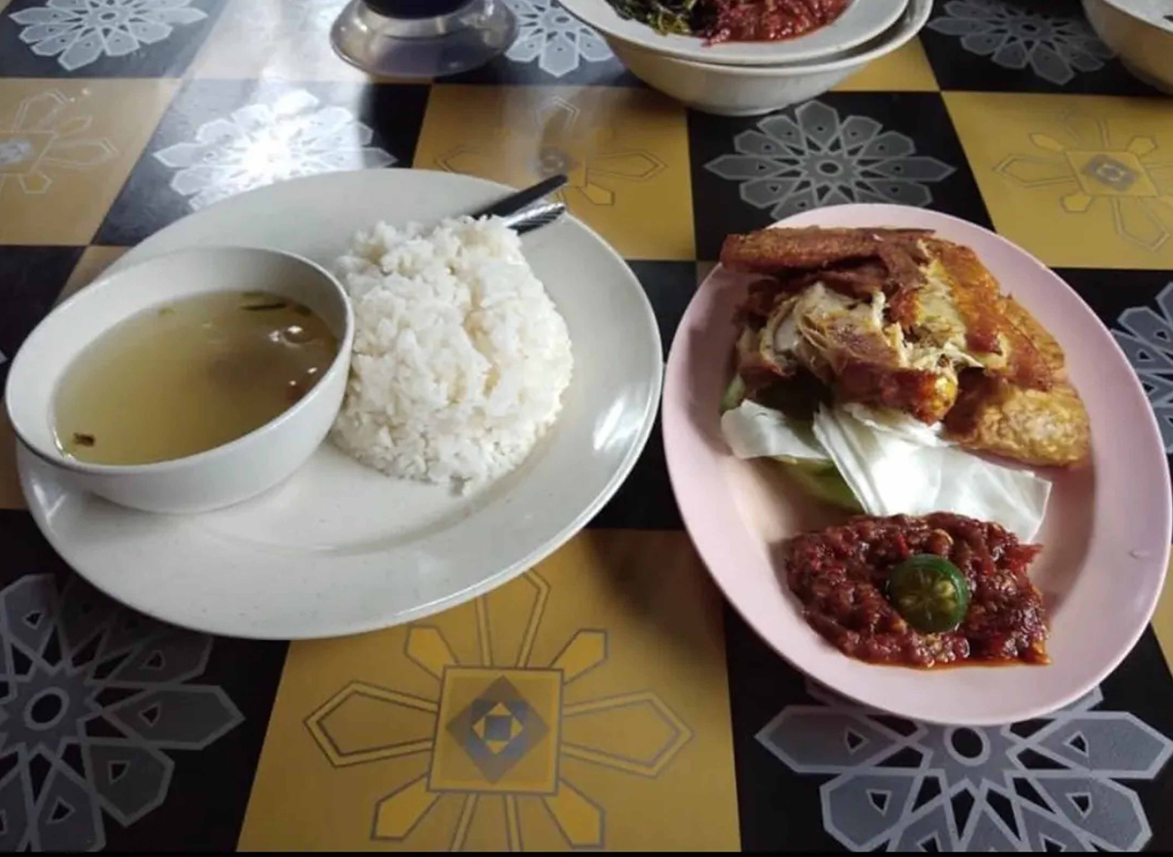 Restoran Sup Tulang Zz Damansara Aliff Malaysia Johor Bahru