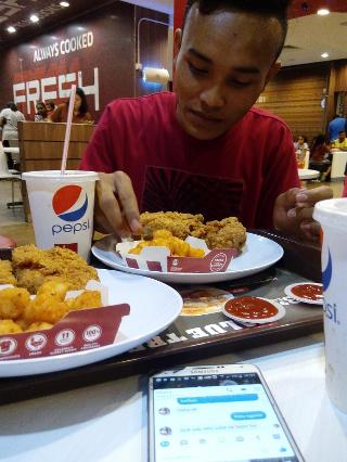 Kfc Puteri Wangsa Drive Thru Fast Food Johor Bahru Yummyadvisor