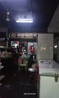 GERAI GELAS BESAR