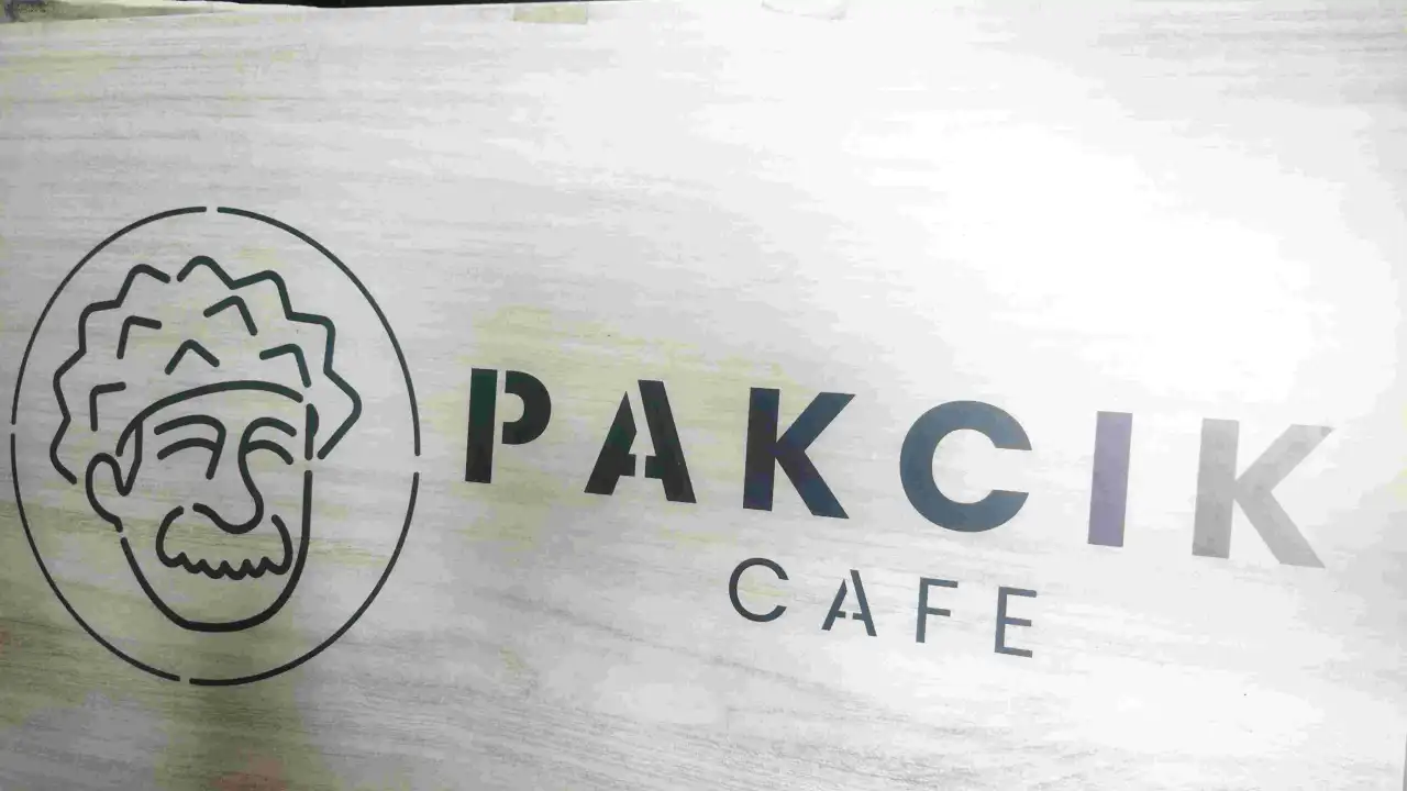 Pakcik Cafe