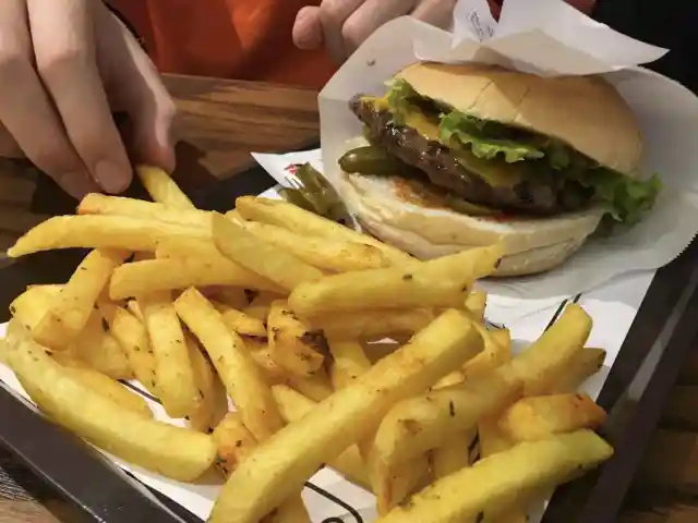 Burger Yenir'nin yemek ve ambiyans fotoğrafları 4