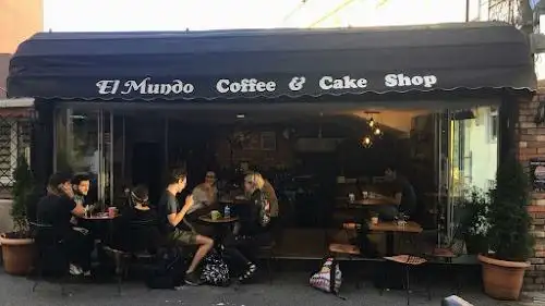 El Mundo Coffee & Cake Shop'nin yemek ve ambiyans fotoğrafları 1
