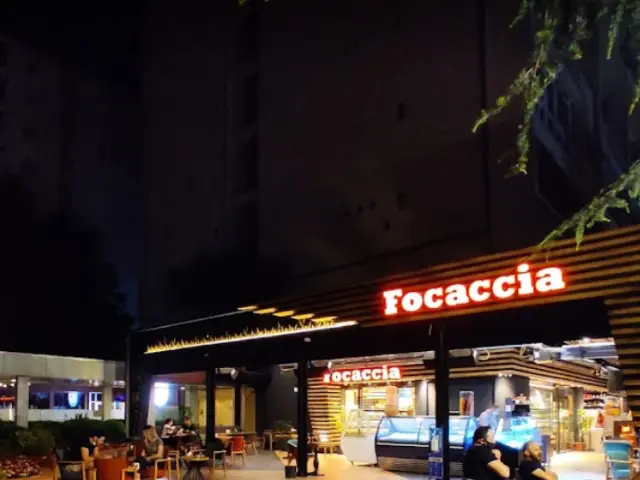 Focaccia'nin yemek ve ambiyans fotoğrafları 3