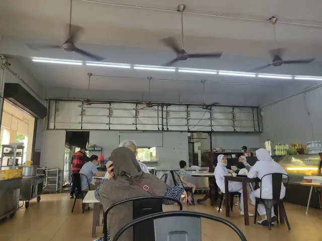    Restoran        Selasih Food Photo 1