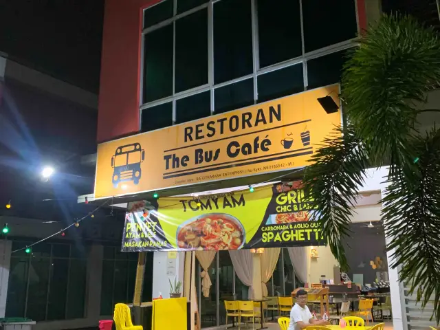 The bus cafe seremban 2