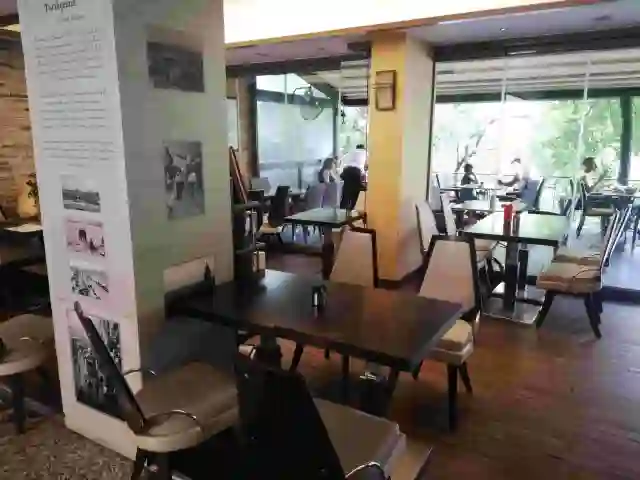 Çevre Cafe Restaurant 'nin yemek ve ambiyans fotoğrafları 3