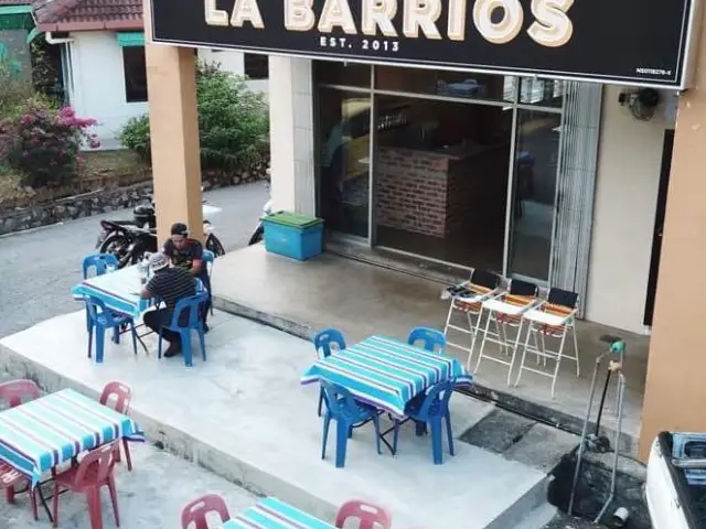 LA BARRIOS