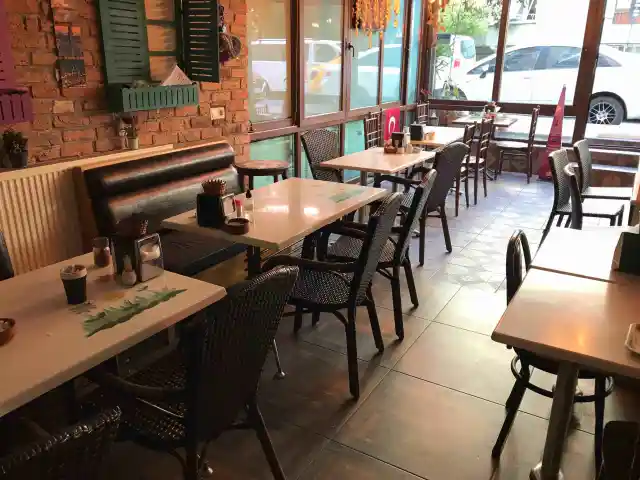 Sizin Tavuk Restaurant'nin yemek ve ambiyans fotoğrafları 3