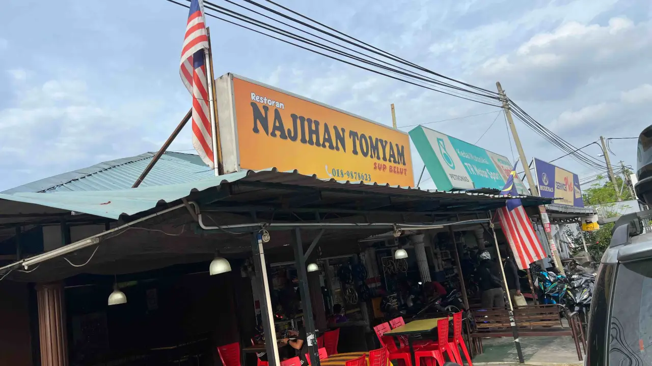 Najihan Tomyam