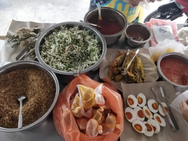Kak Na Station Food Photo 1