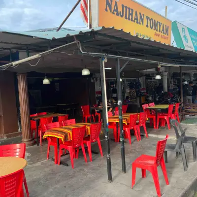 Najihan Tomyam