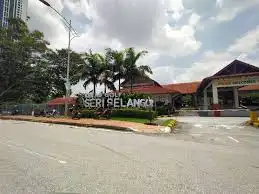 Kelab golf seri selangor cafe