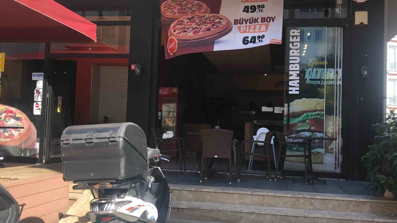 Pasaport Pizza Esatpaşa