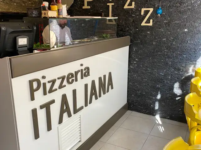 Pizzeria IL Capriccio'nin yemek ve ambiyans fotoğrafları 3