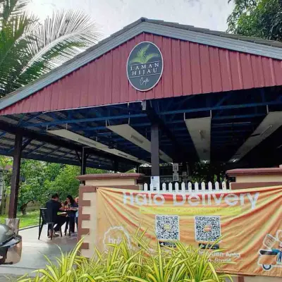 Laman Hijau Cafe