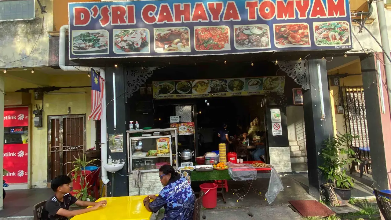 D’Sri Cahaya Tomyam