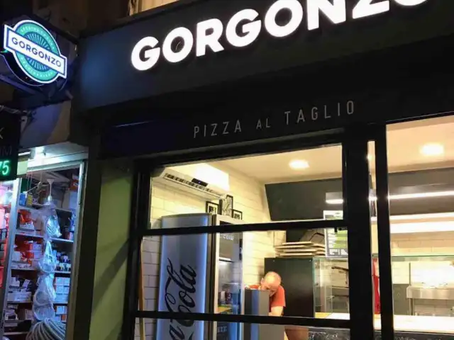 Gorgonzo Pizza'nin yemek ve ambiyans fotoğrafları 2