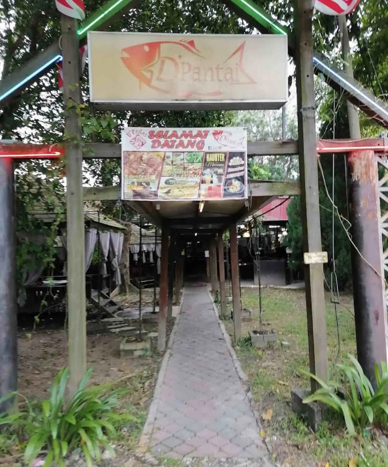 Restaurant DPantai & DPedas