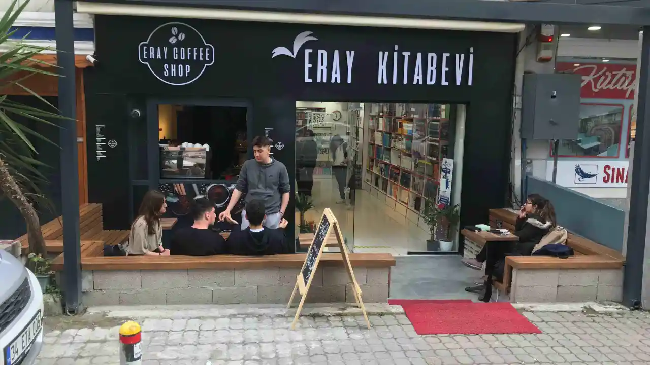 Eray Kitapevi Coffee Shop