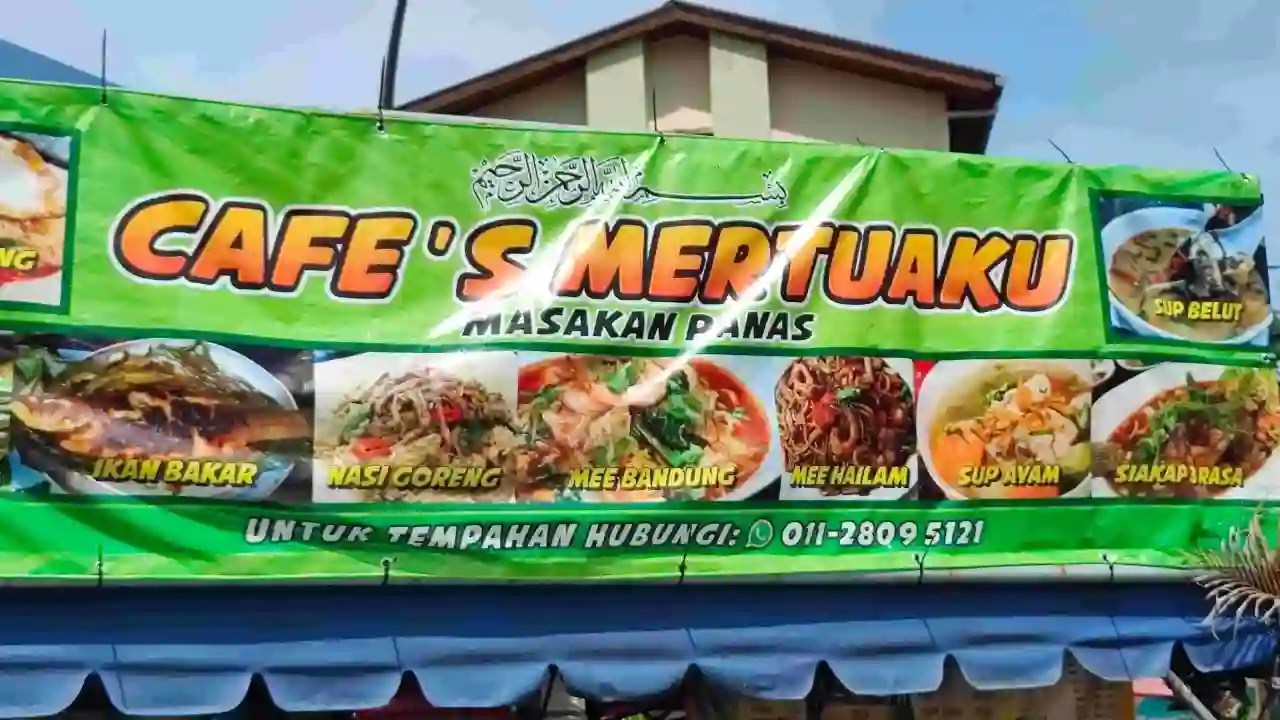 CAFE'S MERTUAKU MASAKAN PANAS