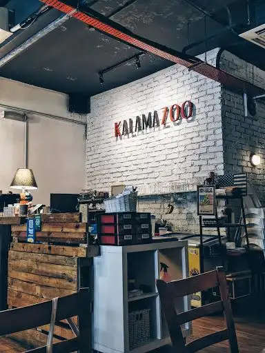 Kalamazoo Restaurant & Cafe