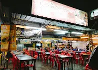 Along Seafood & Western (010-8949544)