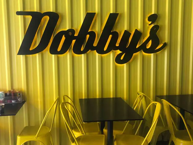 Dobby's Burger Place'nin yemek ve ambiyans fotoğrafları 4