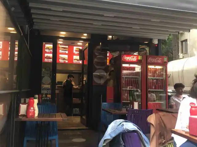 ATM Burger (Suadiye)- Asil Marmaris'nin yemek ve ambiyans fotoğrafları 2