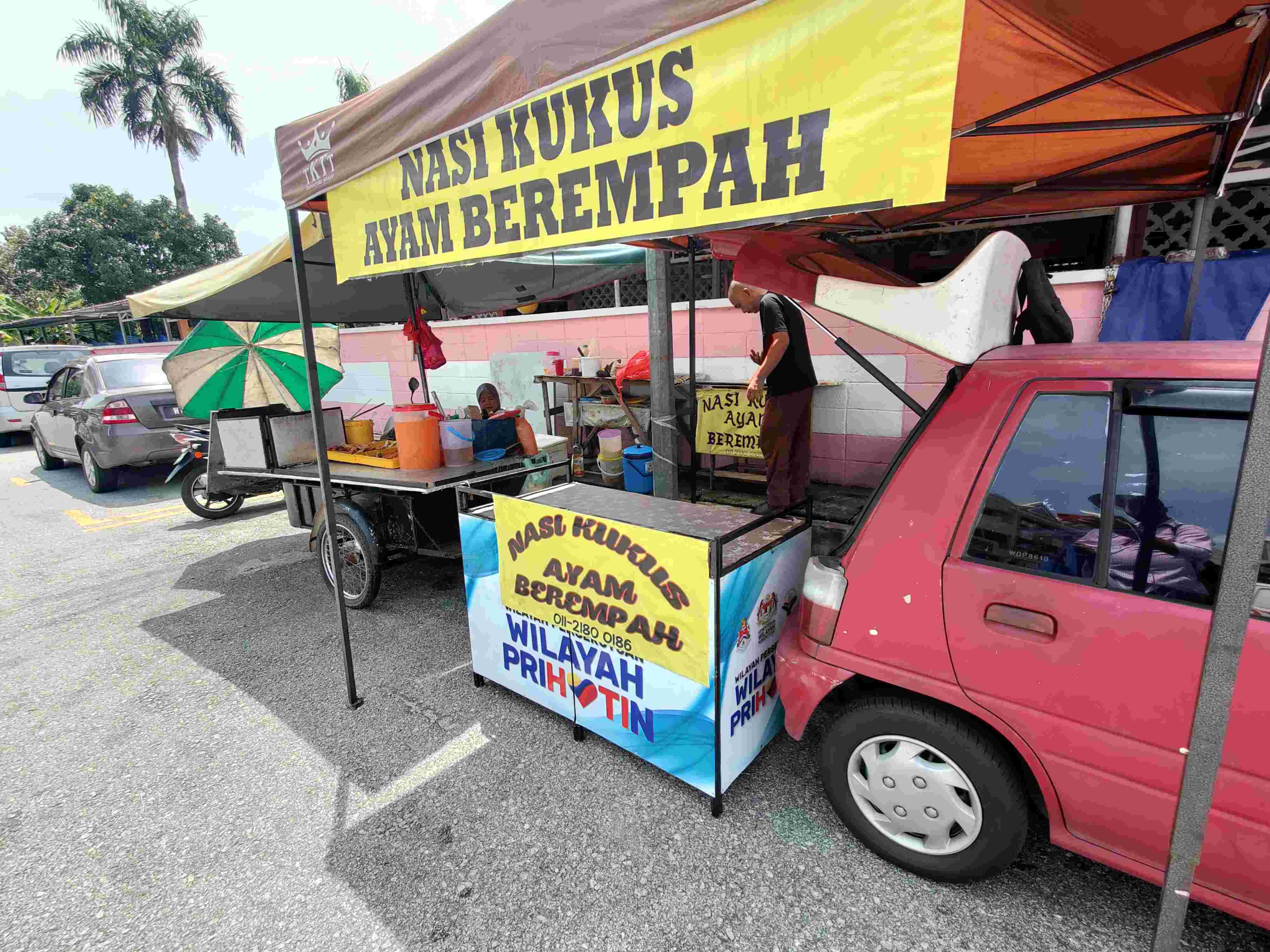 Nasi Kukus Ayam Berempah Masjid, Büfe, Kuala Lumpur | YummyAdvisor