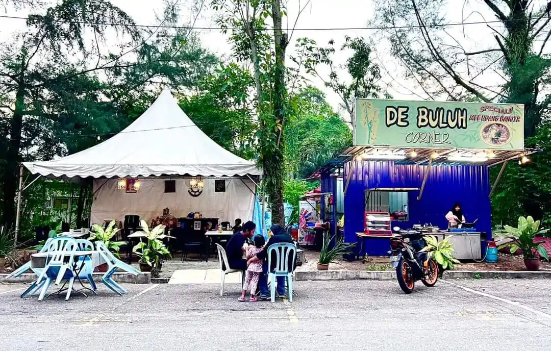 De Buluh Corner 