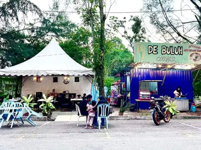 De Buluh Corner 