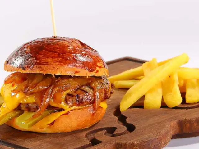 Wagon Köfte Steak Burger'nin yemek ve ambiyans fotoğrafları 4