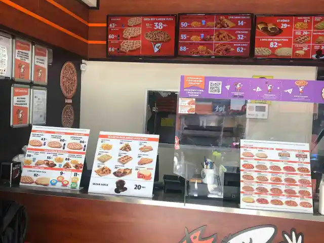 Little Caesars'nin yemek ve ambiyans fotoğrafları 2