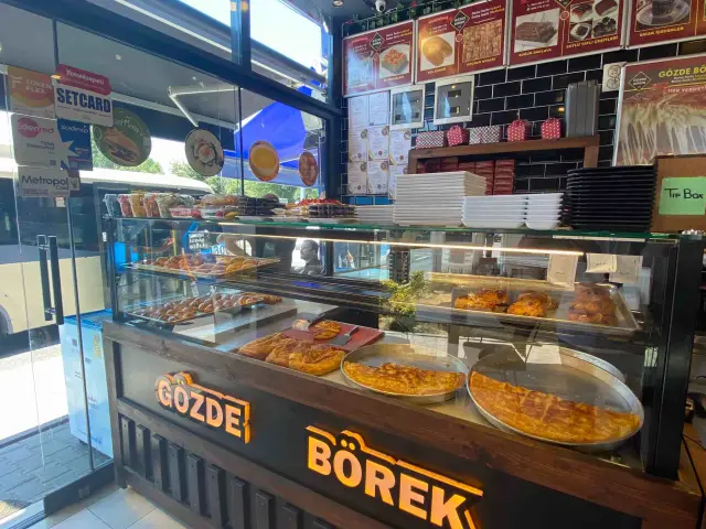 Gözde Börek Şişli Patisserie Cafe'nin yemek ve ambiyans fotoğrafları 3