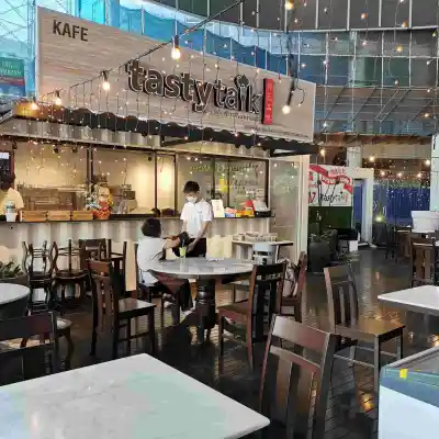 Tasty Talk Cafe & Restaurant 