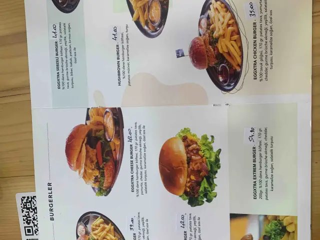 Eggxtra Burger'nin yemek ve ambiyans fotoğrafları 2