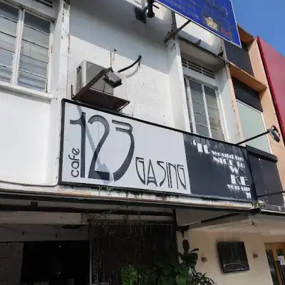 Cafe 123 Gasing