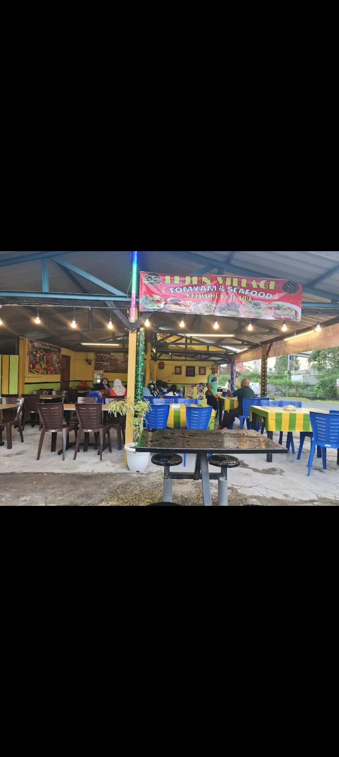 Legend Village Tomyam