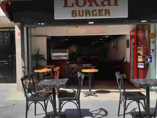 Lokal Burger'nin yemek ve ambiyans fotoğrafları 3