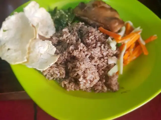 Gambar Makanan RM Uni Meng Manggarai 4