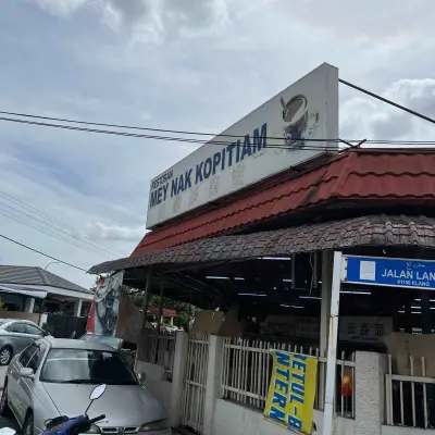 Mey Nak Kopitiam