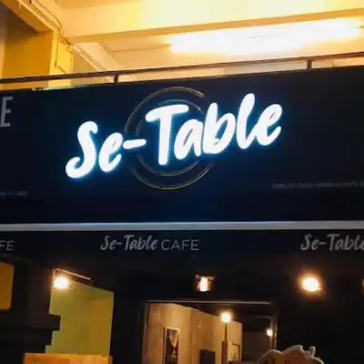 Se Table
