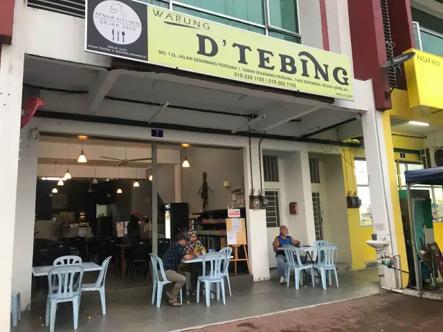 Warung D’Tebing