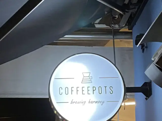 Coffee Pots (09:00-16:00)