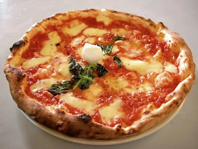 Barkod pizza 'nin yemek ve ambiyans fotoğrafları 3