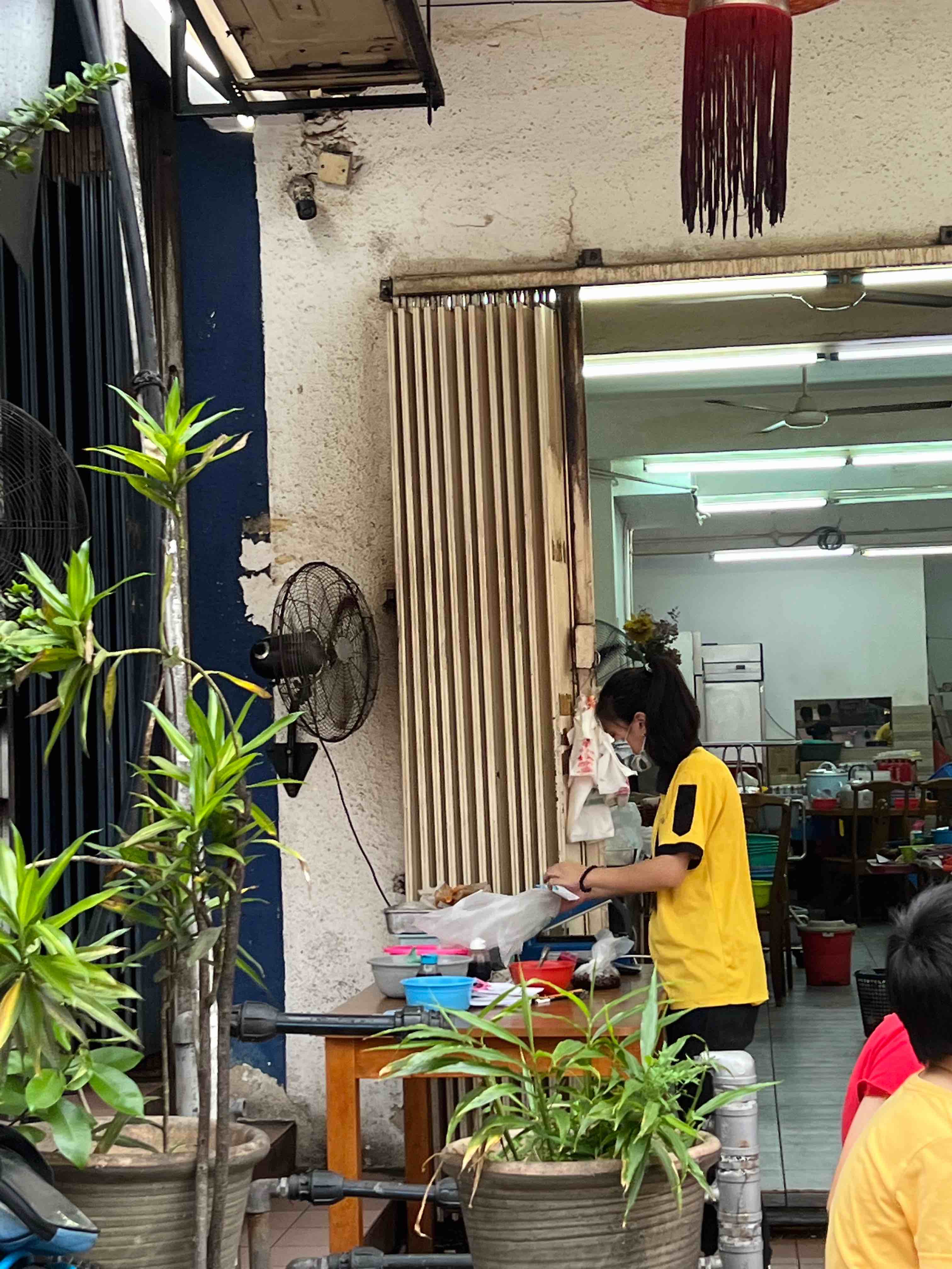 PJ Paramount Garden Hokkien Mee, Chinese, Kuala Lumpur YummyAdvisor