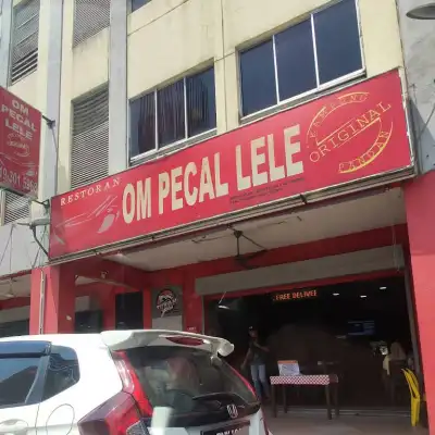 Om Pecal Lele Original Kampung Pandan