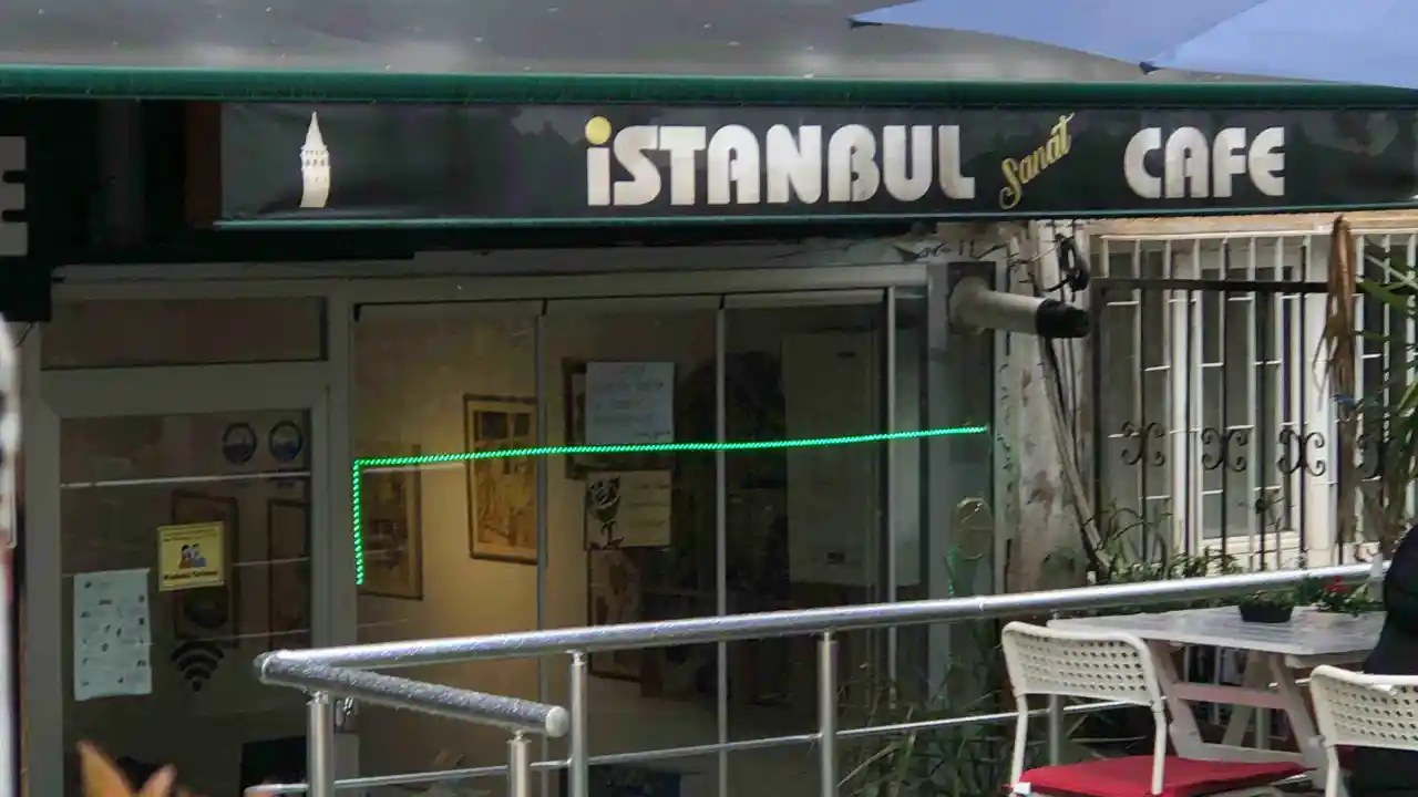İstanbul Sanat Cafe