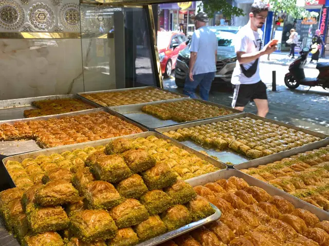Osmanlı Baklava&Sıcak Tatlı'nin yemek ve ambiyans fotoğrafları 1