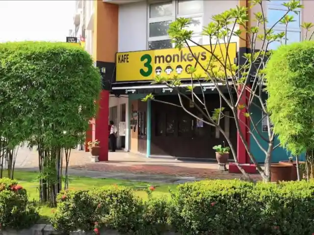 3 Monkeys Cafe